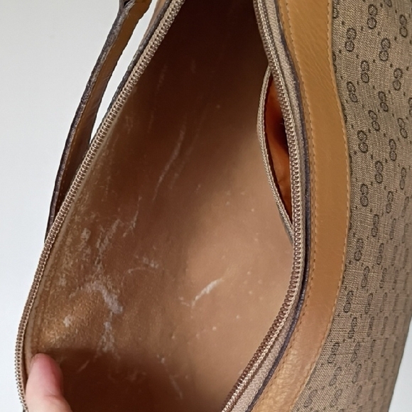 Vintage Gucci Micro GG brown coated canvas crossbody camera bag - Picture 16 of 17